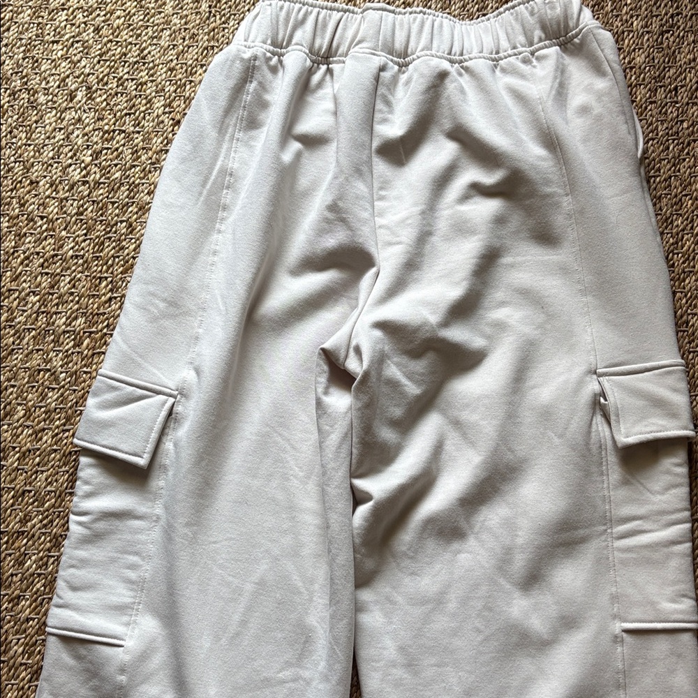 Women's Cream Athleisure Pants Size 4 - Picture 3 of 5